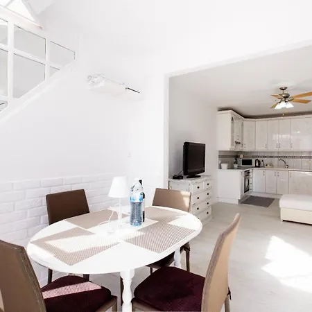 Diamantes 26 - One Bed * Лос Кристианос