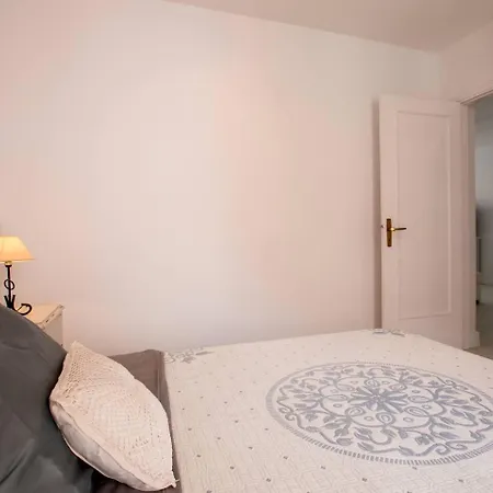 Diamantes 26 - One Bed Лос Кристианос