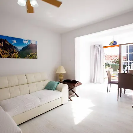 Diamantes 26 - One Bed * Los Cristianos (Tenerife)